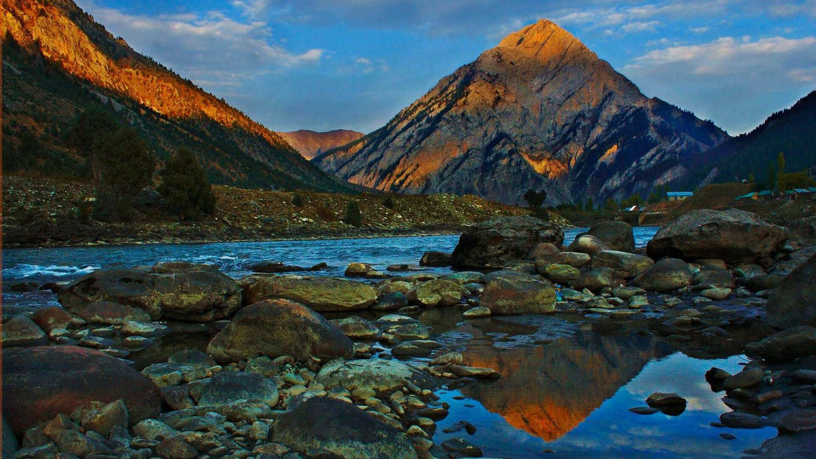 Fissure in Sandstone