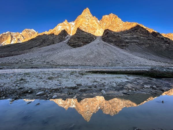 Fissure in Sandstone